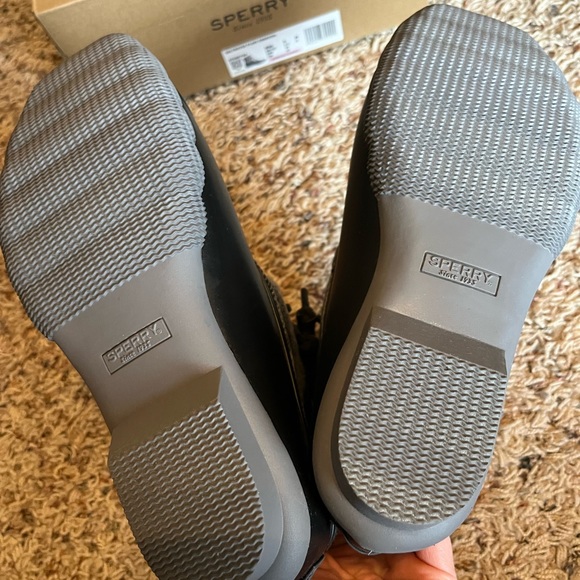 Sperry Saltwater Plaid Boots - Picture 5 of 6